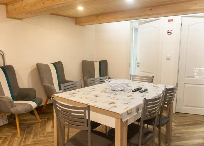 Pátio Cantigas Casa de hóspedes Góis